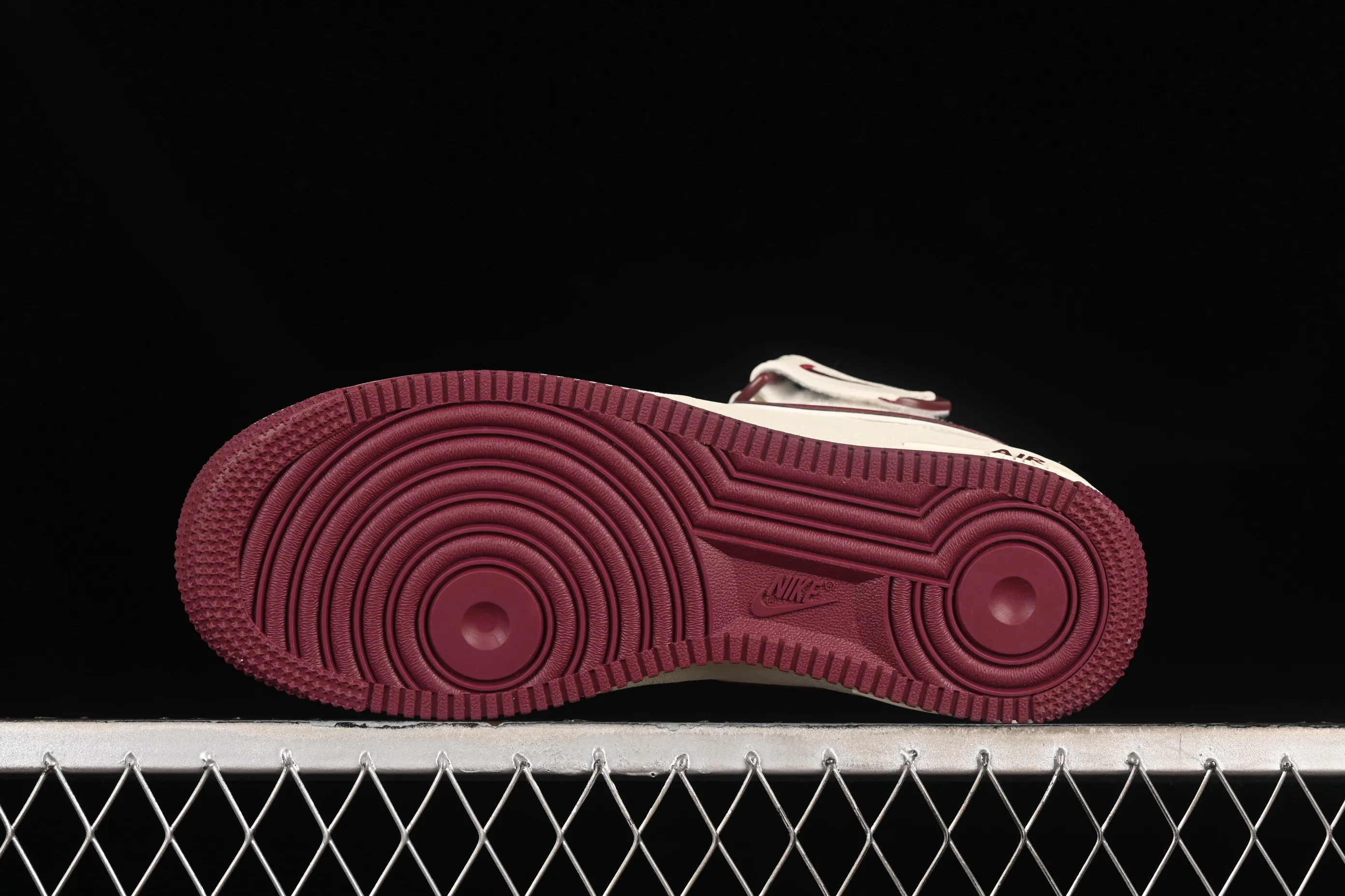 All categories Nk Air Force 1 Air Force series Nk Air Force 1 Mid Air Force mid-top Nk Air Force 1'07 Mid beige red hook Starry Air Force One mid-top casual sneakers SH0235-533